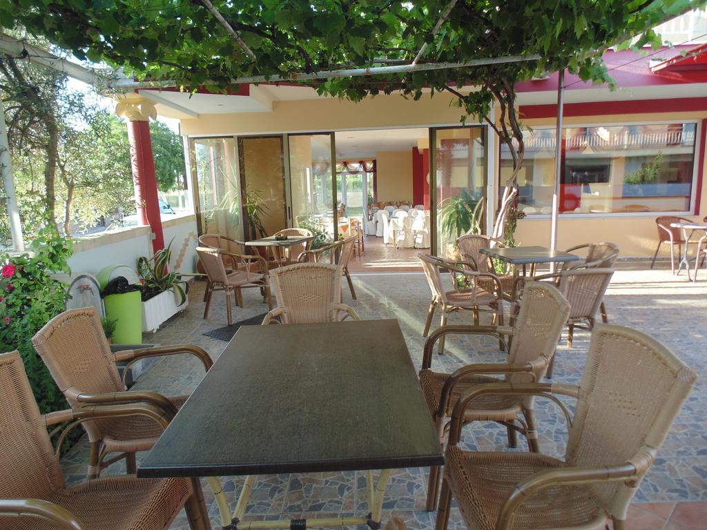 Olympiakí Aktí Hotel Europa מראה חיצוני תמונה
