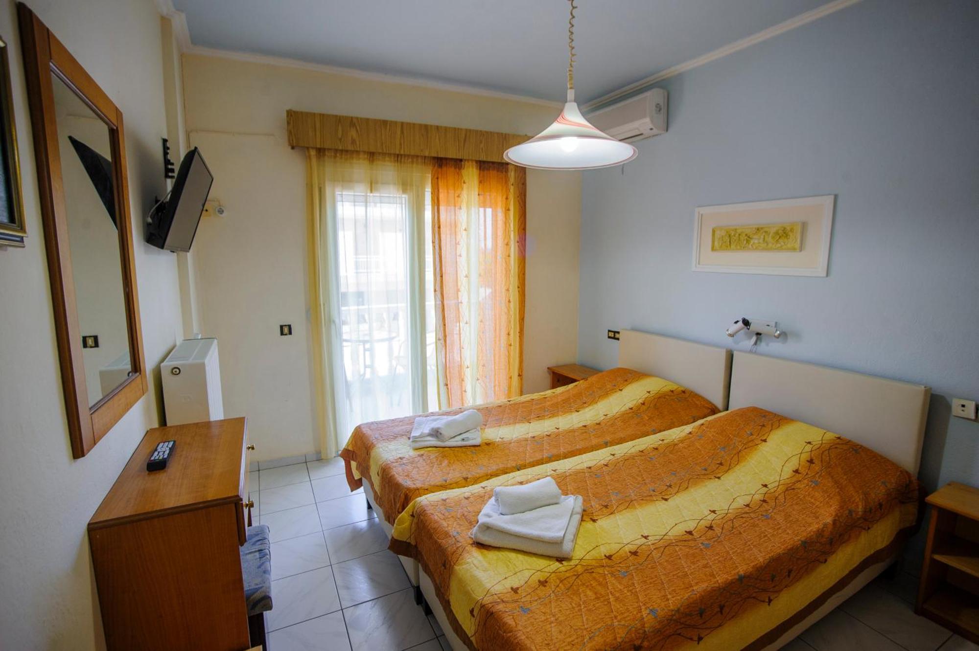 Olympiakí Aktí Hotel Europa מראה חיצוני תמונה