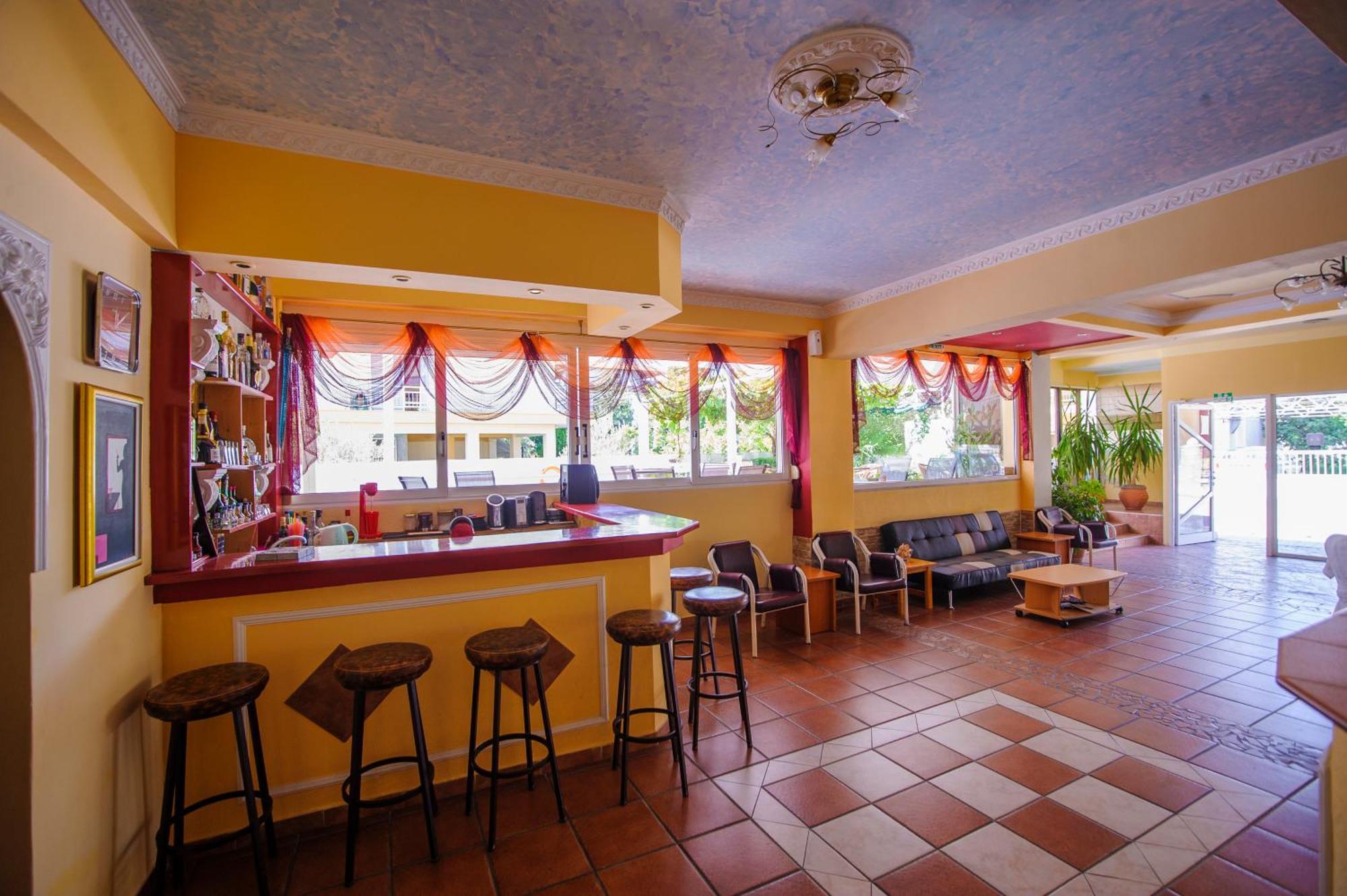 Olympiakí Aktí Hotel Europa מראה חיצוני תמונה