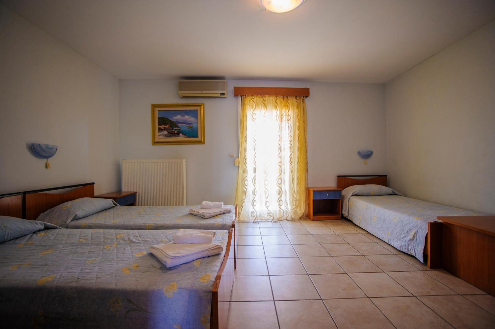 Olympiakí Aktí Hotel Europa מראה חיצוני תמונה