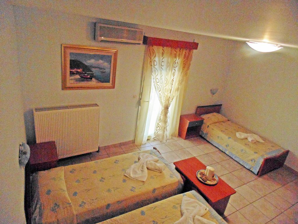Olympiakí Aktí Hotel Europa מראה חיצוני תמונה