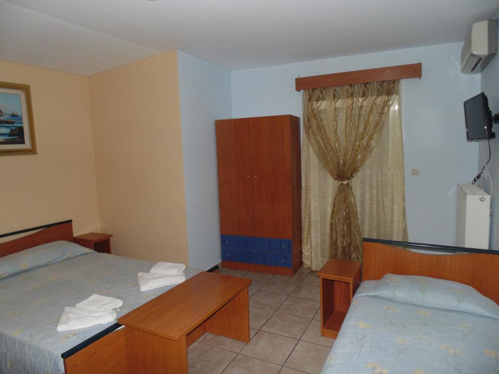 Olympiakí Aktí Hotel Europa מראה חיצוני תמונה