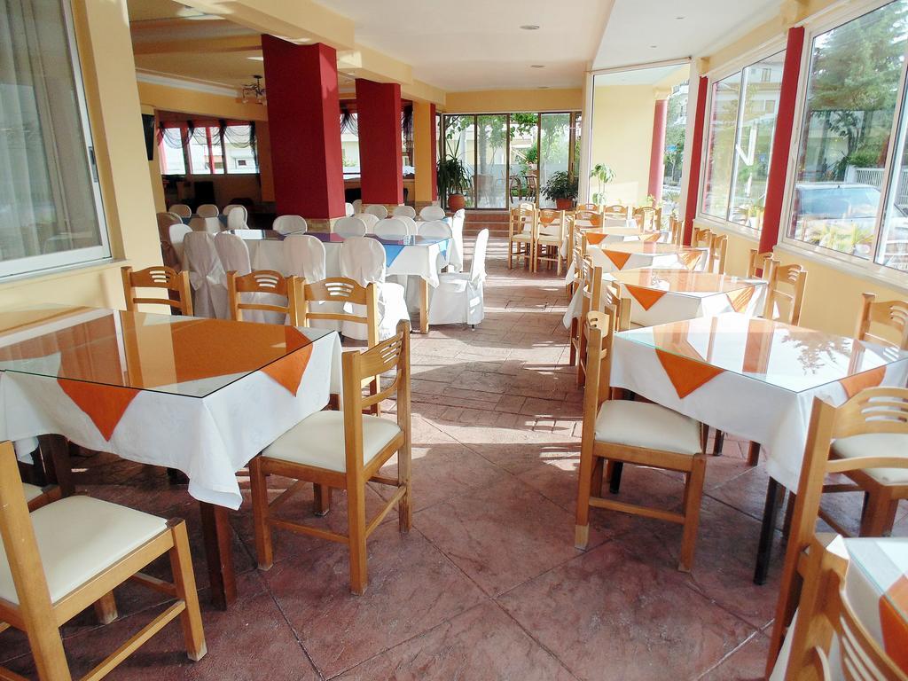 Olympiakí Aktí Hotel Europa מראה חיצוני תמונה