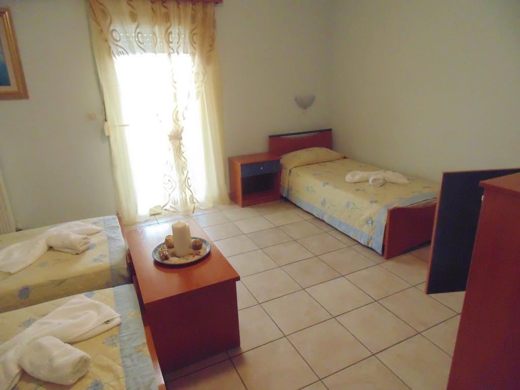 Olympiakí Aktí Hotel Europa מראה חיצוני תמונה