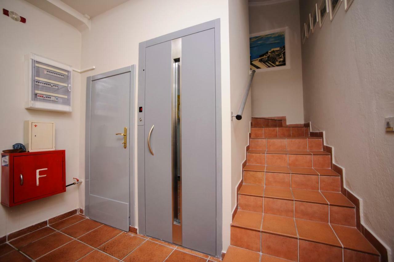 Olympiakí Aktí Hotel Europa מראה חיצוני תמונה