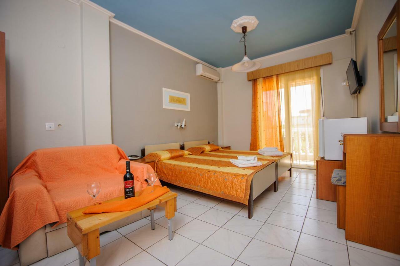 Olympiakí Aktí Hotel Europa מראה חיצוני תמונה